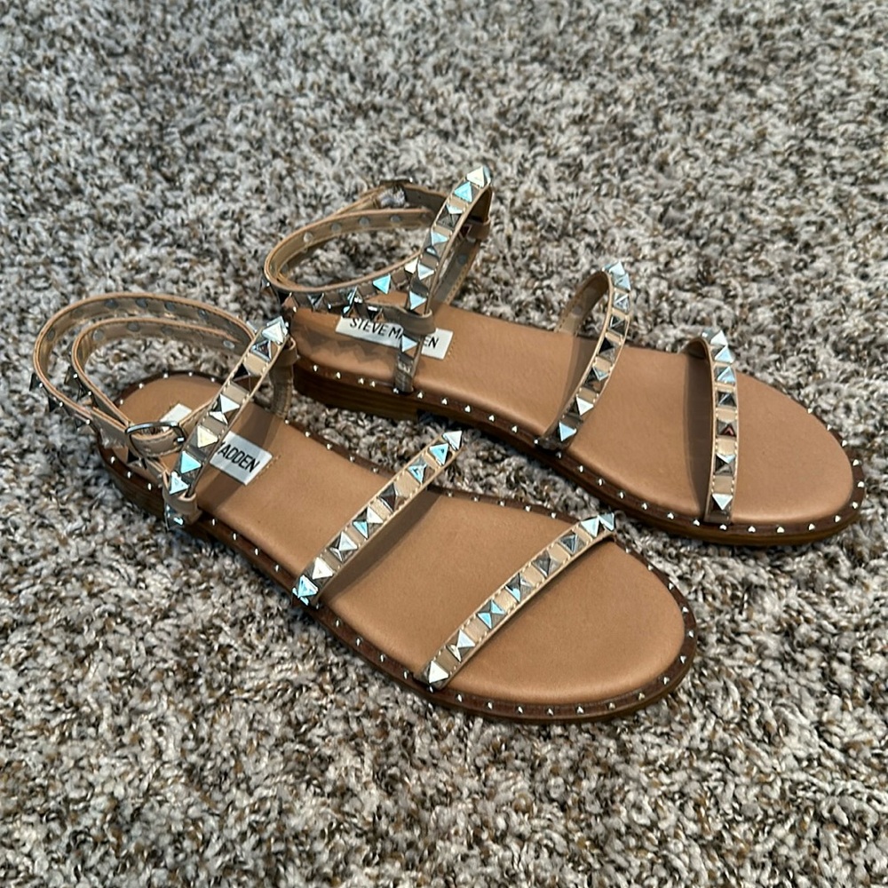 Steve Madden sandal